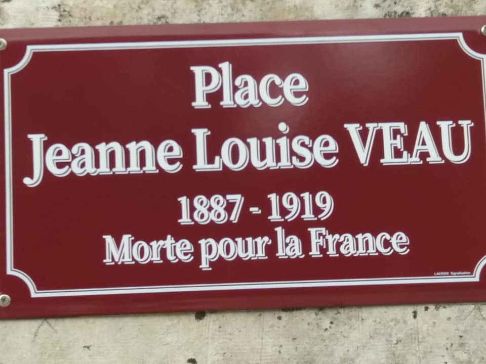 Plaque commémorative Jeanne-Louise VEAU