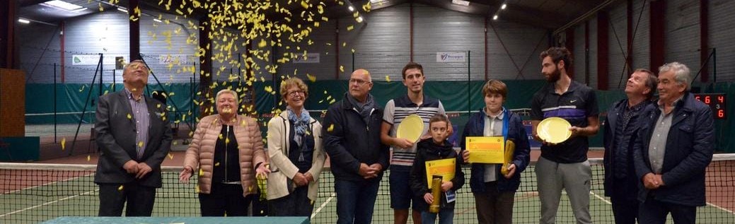 Nadia SOLLOGOUB lors de la remise des prix le 6 octobre 2019 à l'occasion du Tournoi International de Tennis Nevers-Nièvre