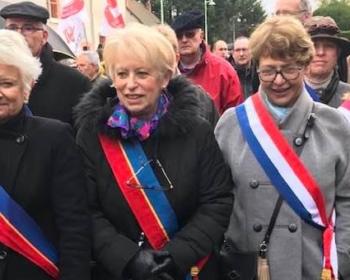 Nadia SOLLOGOUB présente le samedi 16 novembre 2019 à Cosne-sur-Loire à la manifestation organisée par les salarié de la Clinique du Nohain pour défendre le pôle de santé
